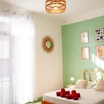 Appartement Art Deco Centre-ville, Spacieux Et Lumineux *