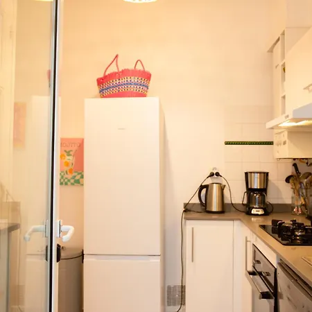 Art Deco Centre-ville, Spacieux Et Lumineux * ペルピニャン