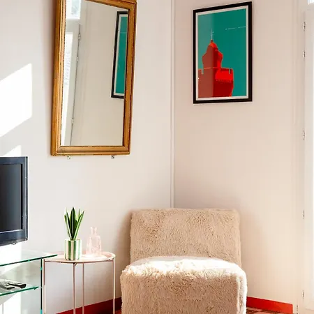 Art Deco Centre-ville, Spacieux Et Lumineux アパート ペルピニャン