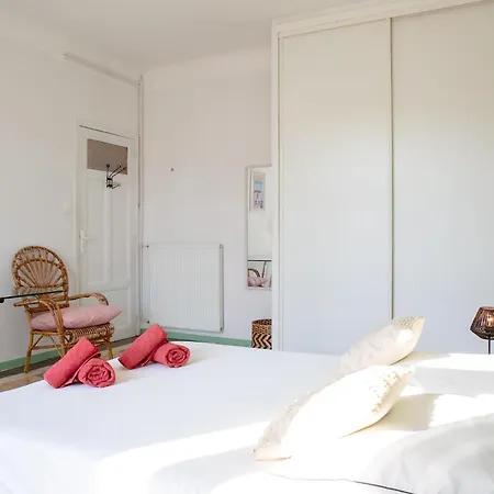 Art Déco Centre-ville, Spacieux Et Lumineux