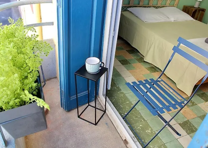 Art Déco Centre-ville, Spacieux Et Lumineux *