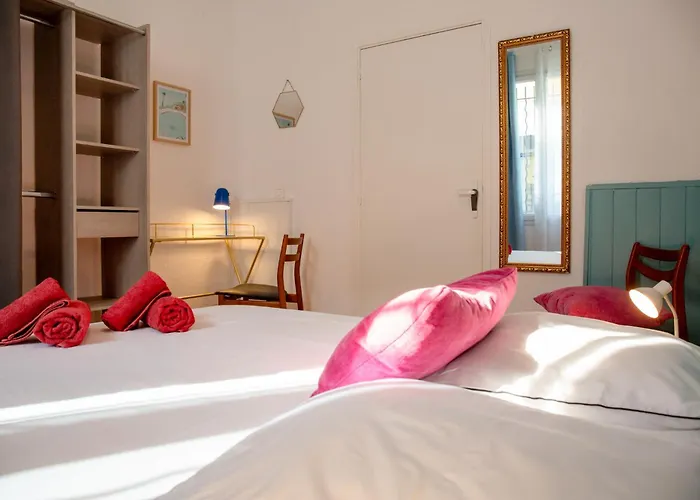 Art Déco Centre-ville, Spacieux Et Lumineux