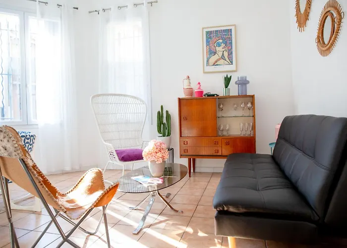 Art Deco Centre-ville, Spacieux Et Lumineux ペルピニャン