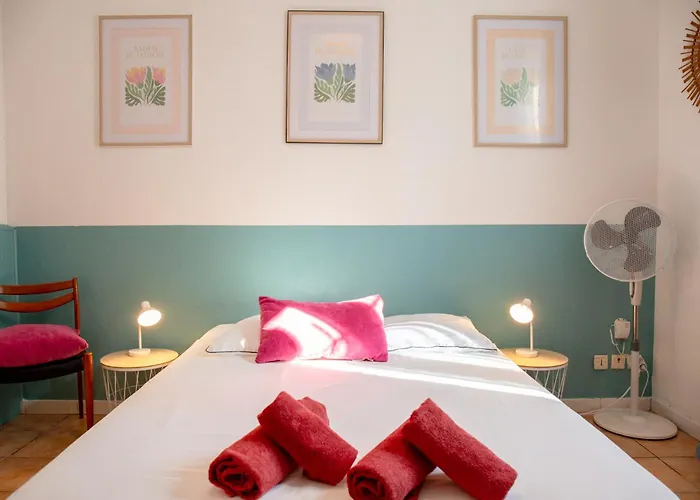 Art Deco Centre-ville, Spacieux Et Lumineux *